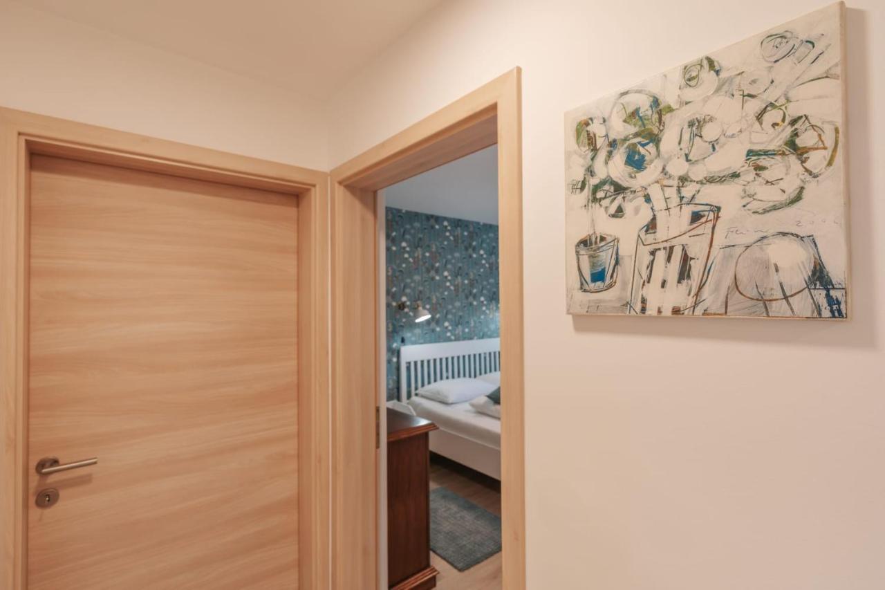 Apartma Lamberger Zirovnica Exteriör bild