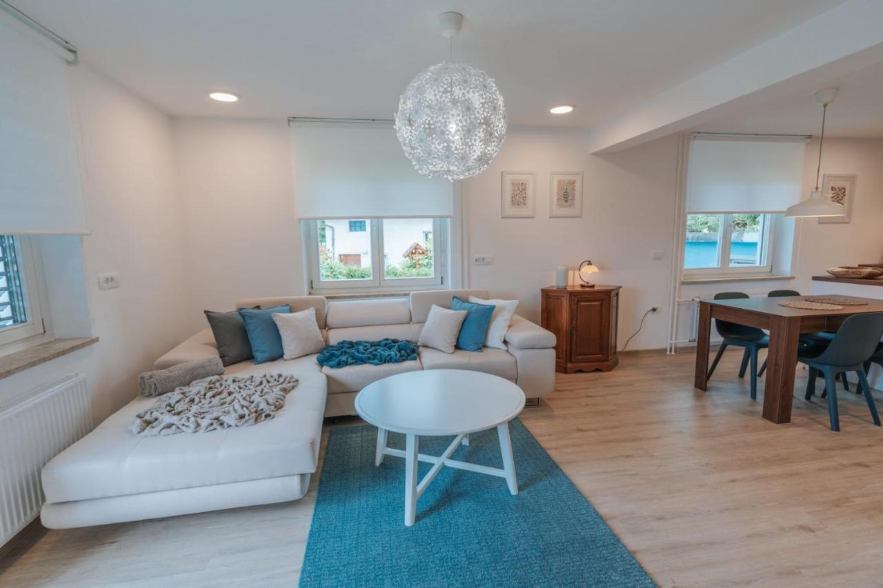 Apartma Lamberger Zirovnica Exteriör bild