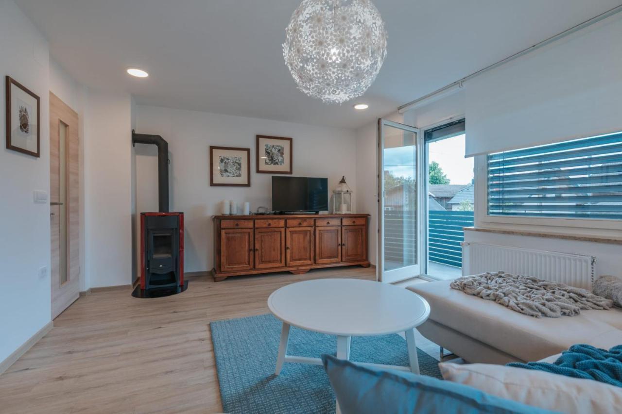 Apartma Lamberger Zirovnica Exteriör bild