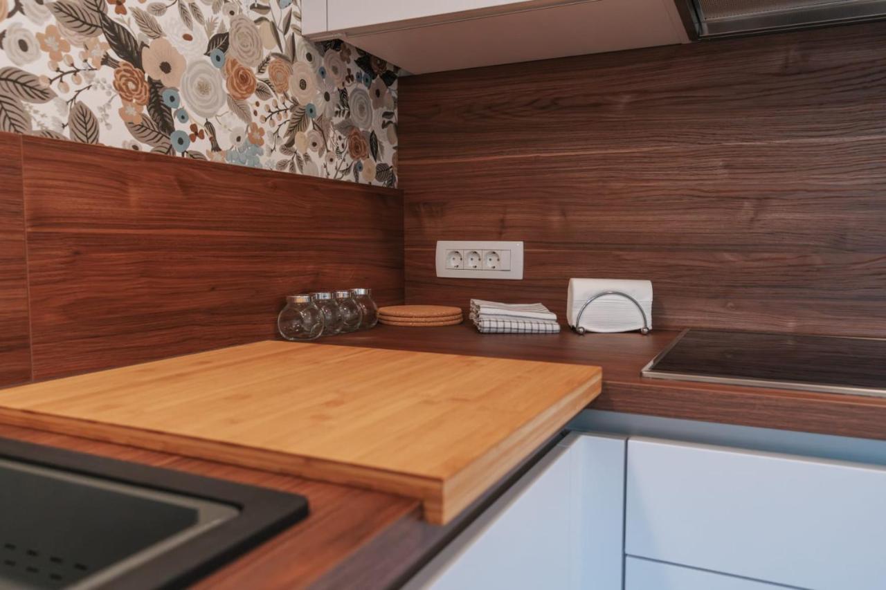 Apartma Lamberger Zirovnica Exteriör bild